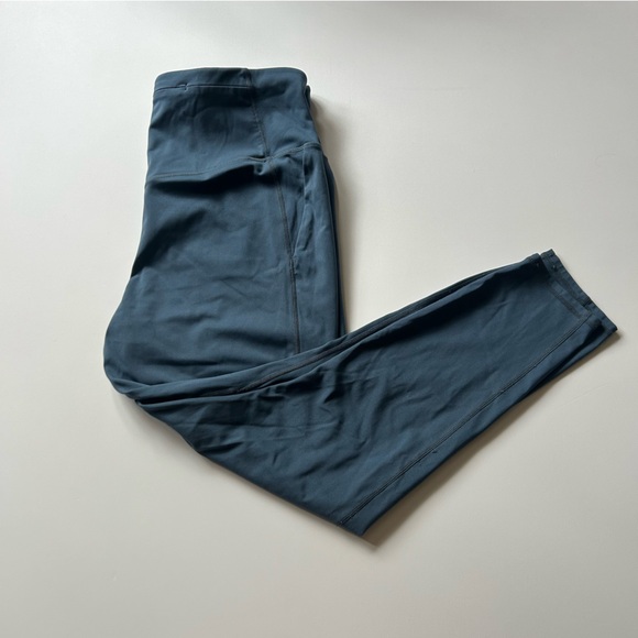 Fabletics Motion365 Dusty Blue Leggings Plus Size 2X - Picture 6 of 11